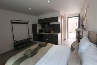 Casa Carlu Maria II - Corte - 2