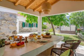NEW! Villa AmaRosa - heated pool with hydromassage - Zadvarje - 5