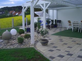 Ferienwohnung mit herrlicher Aussicht "Ihre Urlaubs-Oase auf Zeit!" - Bad Dürrheim - 4