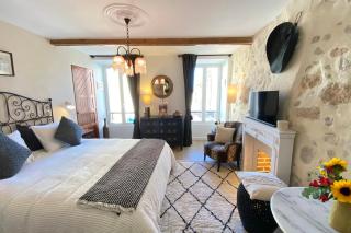 La Sanverine private room historic center Vence - 9