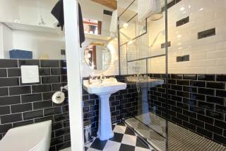 La Sanverine private room historic center Vence - 8