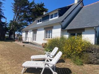 Maison rustique à 100m de la mer, 6 pers, jardin, Wi-Fi, parking, animaux OK, Côte de Granit Rose - FR-1-542-15 - Trégastel - 0