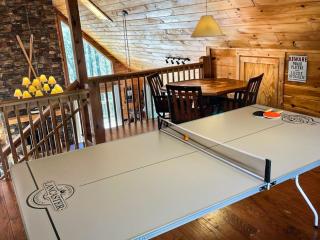 Spacious Log Cabin With Creek 2 Min From Ski Resort - Swiss - 7