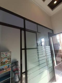 Rumah Besar dg Kolam Ikan diKota - 2