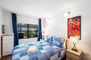 West Brickell GEM With Private Garden, 2BR 2BATH - 8