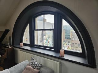 2 Bedroom City Centre Penthouse Loft Apartment - Liverpool - 8