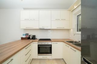 DOMUS by A&D Properties - 4