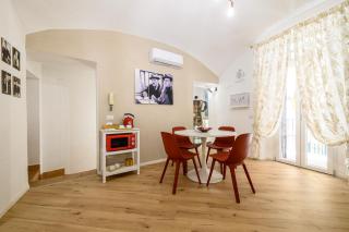 A Tazzulella - Vico Graziella 12 - 0