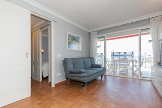 UHC Gisamar Apartments - 1