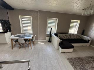 Robezu Street House - 3