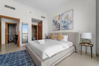 StoneTree - High Floor - Prime location - 4