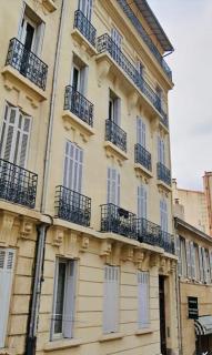 Spacieux appartement T4 avec cours privée - 0