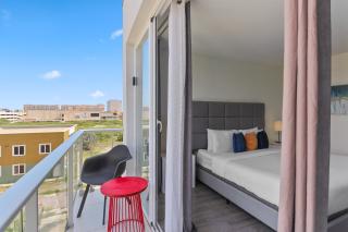 Bocobay Las Islas Condos - Palm-Eagle Beach - 4