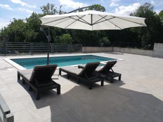 Luxury Seaview Apartment with private pool - 2