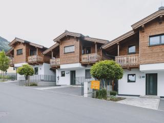 First IN Mountain Chalets by we rent - Kaprun - 3