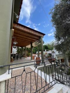 Beachfront Estate in Agios Isidoros - Plomarion - 6