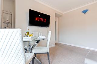 Wembley stadium 2 Bed Aprt - 6