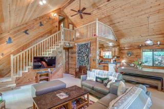 Mars Hill Cabin with Pool Table about 2 Mi to Wolf Ridge - Swiss - 3