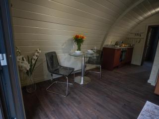 Foxes Den - South Cerney - 7