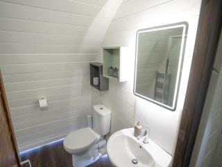 Foxes Den - South Cerney - 1
