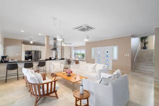 Bocobay Catalina Beach House - Palm-Eagle Beach - 4