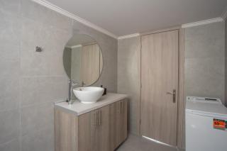 Billy's Luxury Apartment - Vlikhon - 2