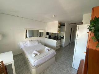 The Moon Studio by Hello Homes Sitges - Sitges - 3
