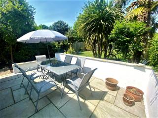 Spacious home near the Marinas with ample parking - Lymington - 9