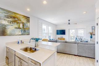 Cactus Cove Hangout - Gulf Shores - 3