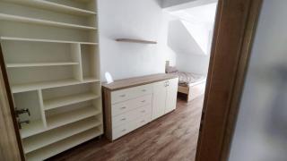 Apartmán Pivovarská 5 - 7 minutes from Schaeffler, Private Parking, Self Check-In, Business, Travellers - Kysucké Nové Mesto - 2