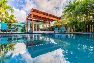 Beachside Bliss Lush Pool, Courtyard & Garden - 1