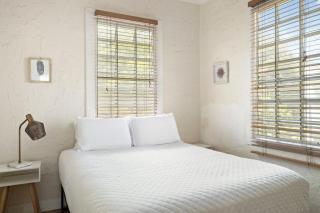 Multi-unit beachside complex for up to 15 guests - San Juan - 5