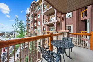 Posh Piste at The Westgate Resort in Canyons Village Ski-In Ski-Out Villa Hosted by Nestique - 1