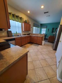 Spacious 5 bdrm 4 bth pool home, game room close to Disney, New Epic Universe - Kissimmee - 1