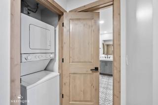 Crestview Chalet at The Westgate Resort in Canyons Village Ski-In Ski-Out Condo Hosted by Nestique - Park City - 6