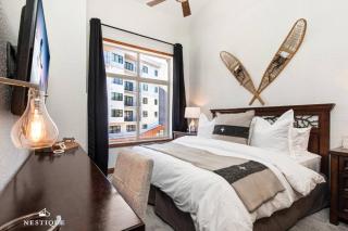 Snowy Peaks at The Westgate Resort Ski-In Ski-Out Steps from Canyons Village Gondola Hosted by Nestique - 2