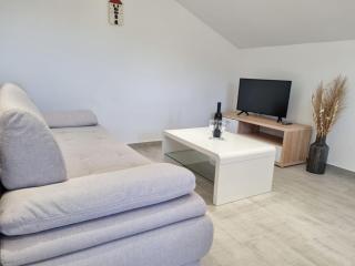 Apartments Miovic - Molunat - 7