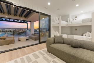 Seven-Bedroom House - St. George - 3