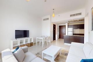 Bay Central 2 - Ideal Two Bedroom - 2