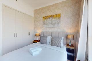 Bay Central - Enticing Two Bedroom - Dubai - 2