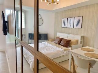 Modern & Minimalist Space Azure North Residences - San Fernando - 0