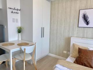 Modern & Minimalist Space Azure North Residences - San Fernando - 3