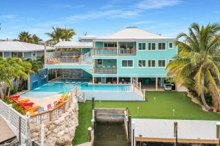 Bumpa's Big House - Marathon - 5