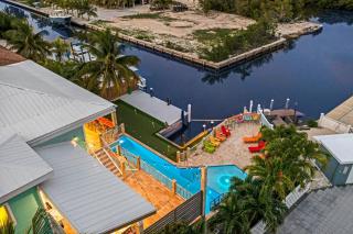 Bumpa's Big House - Marathon - 7