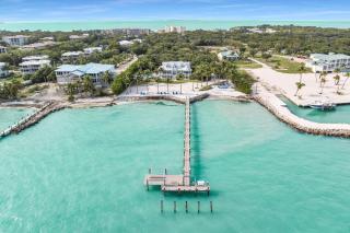 Pineapple Beach - 8