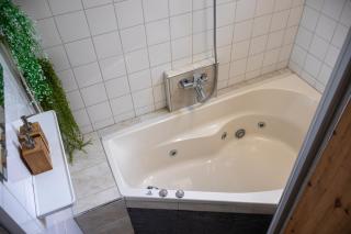 Voormalige Gevangenis Cel bij B&B Gezond aan Zee - Toegang Wellnesstuin meerprijs - 4