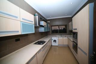 Ocean Heights Apartment - Accra - 9