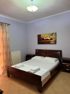 Side SeaView Apartment - Sarandë - 1