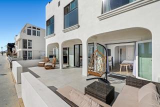 1628 West Oceanfront Oasis 1,2,3 - Newport Beach - 6