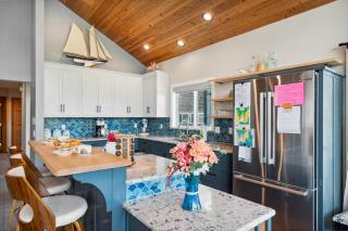 Amazing Ocean View MCA#448 - Manzanita - 6